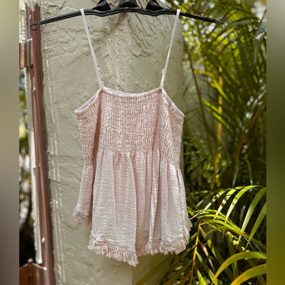 VICI COLLECTION 🌺 Haley Cotton Smocked Frayed Hem Babydoll Flowy Top Beige - Picture 4 of 8